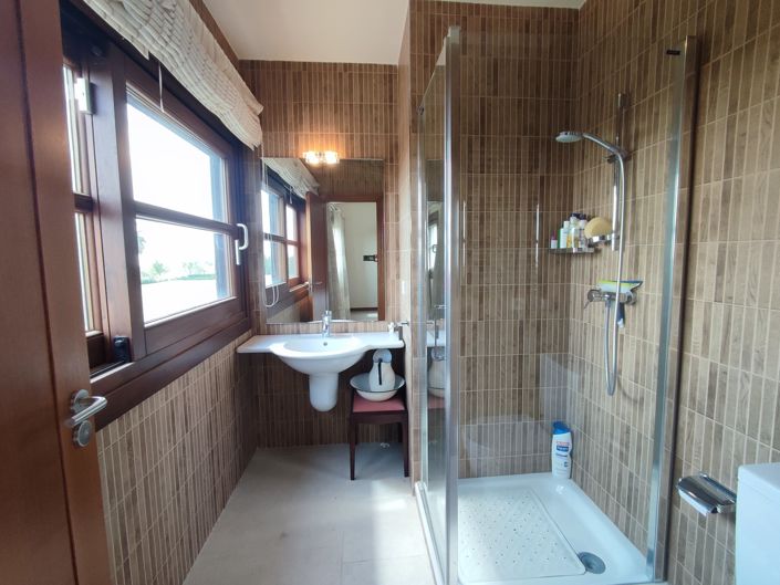 Image No.48-4 Bed Villa for sale