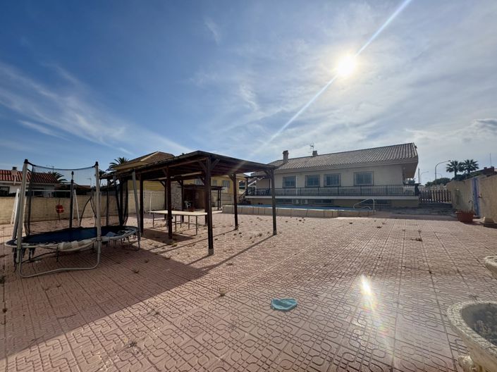 Image No.3-Villa de 5 chambres à vendre à Mar De Cristal