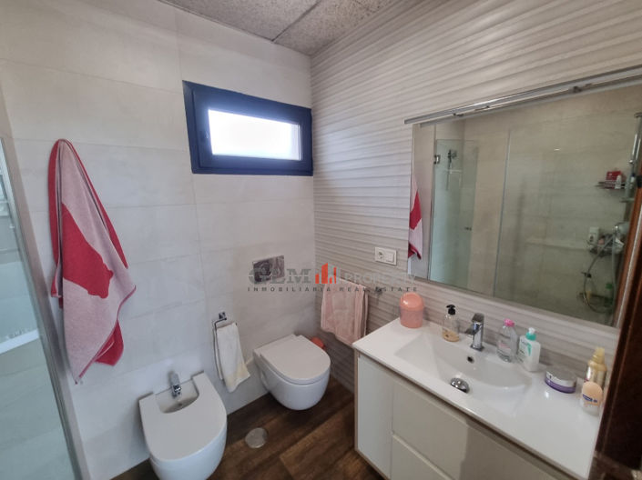 Image No.12-3 Bed Apartment for sale