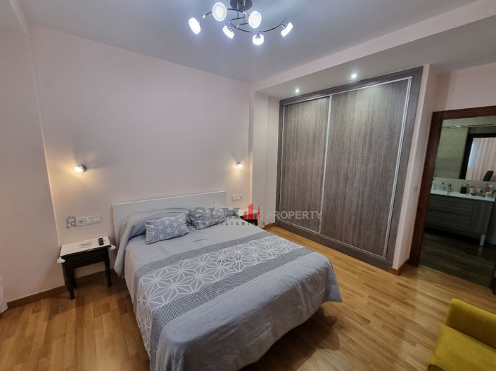 Image No.23-3 Bed Apartment for sale