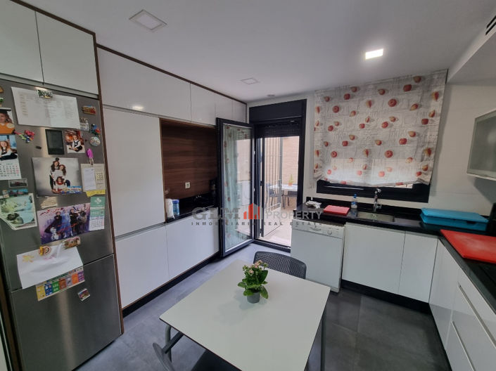 Image No.34-3 Bed Apartment for sale