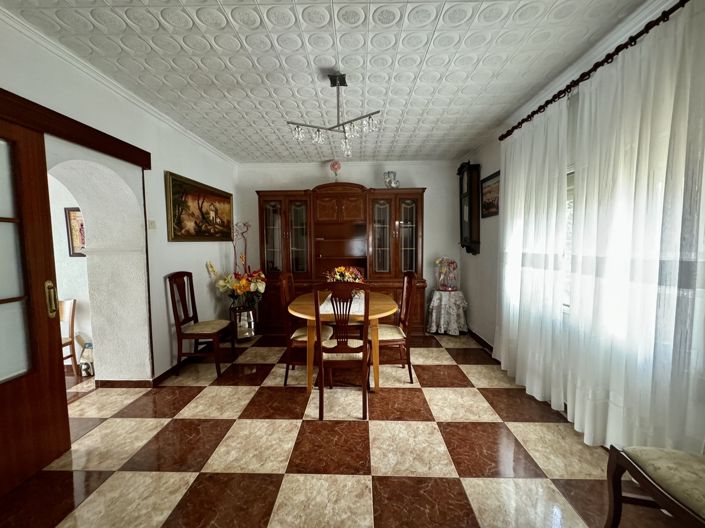 Image No.7-3 Bed Townhouse for sale