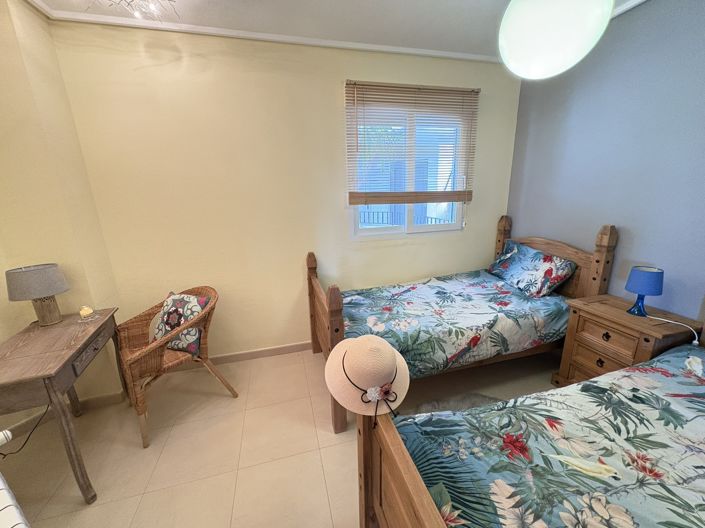 Image No.12-2 Bed Apartment for sale