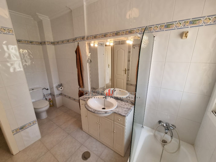 Image No.21-3 Bed Apartment for sale