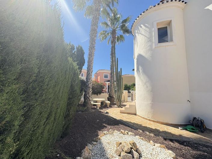 Image No.18-2 Bed Villa for sale