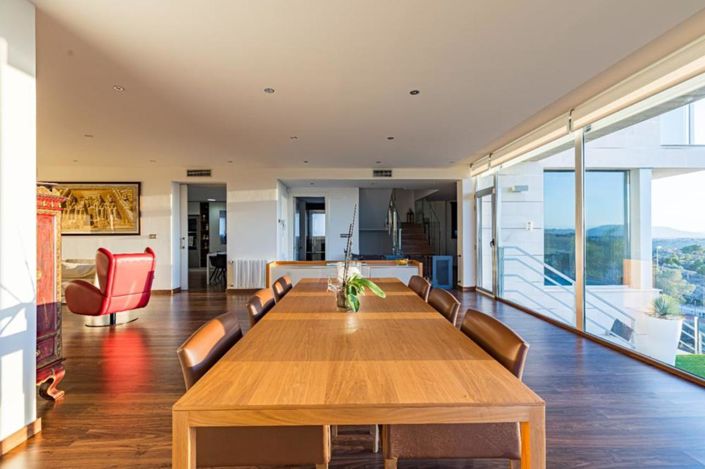 Image No.14-4 Bed Villa for sale