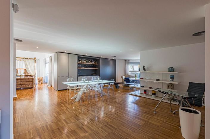 Image No.22-4 Bed Villa for sale