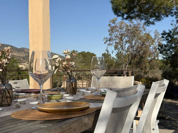 Image No.10-4 Bed Villa for sale