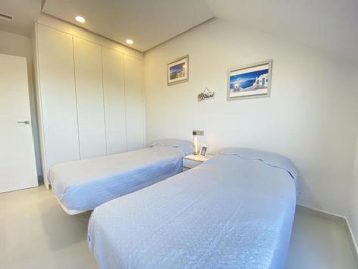 Image No.10-2 Bed Apartment for sale