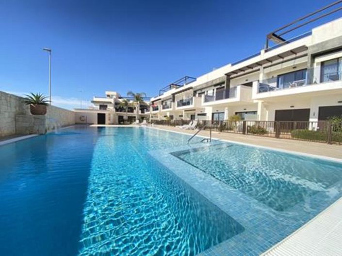 Image No.32-2 Bed Apartment for sale