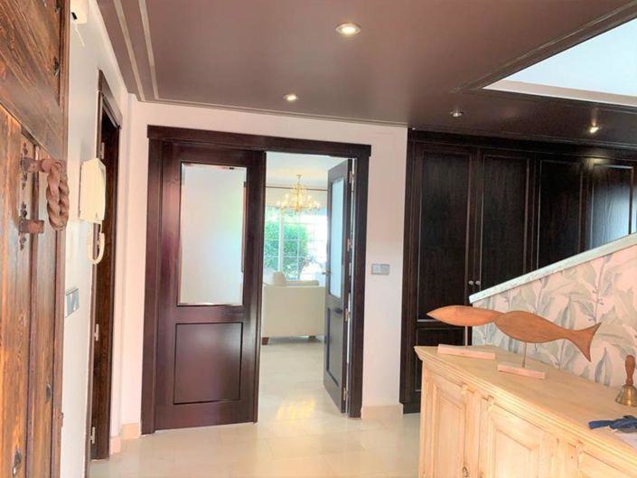 Image No.11-5 Bed Villa for sale