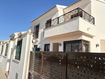 houseforsalesancayetano1copyxlarge
