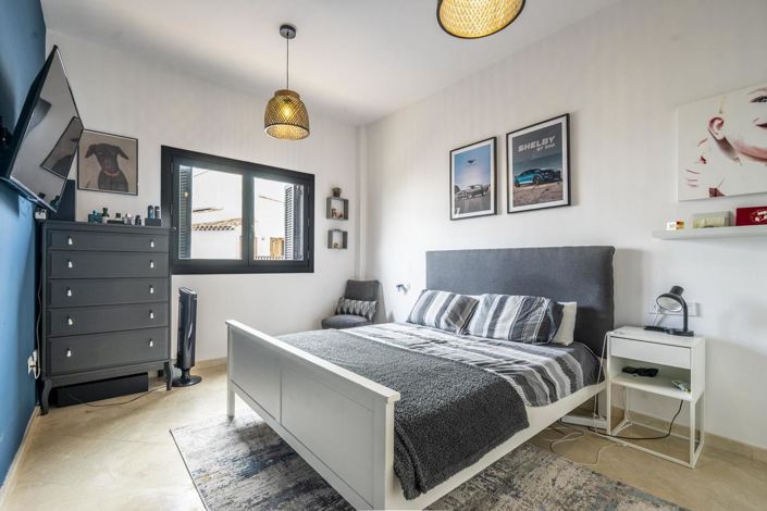 Image No.42-5 Bed Villa for sale