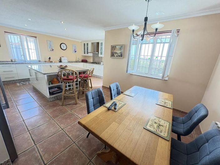 Image No.24-4 Bed Finca for sale