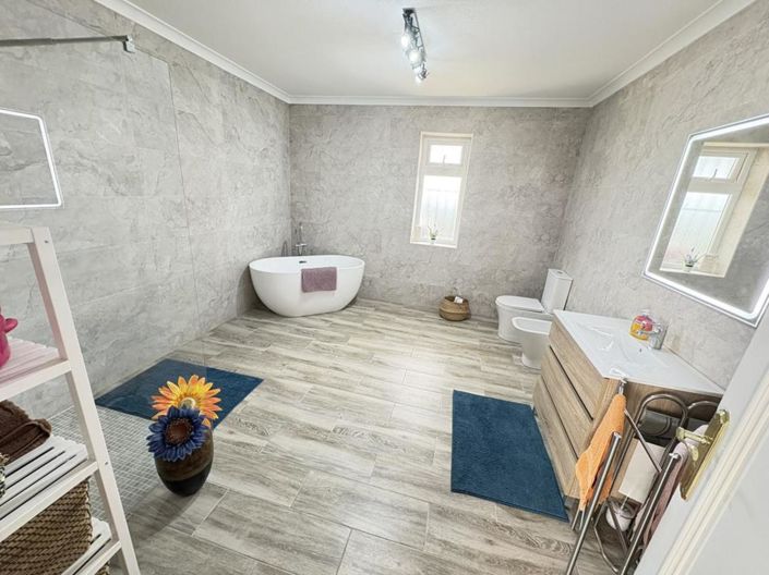 Image No.32-4 Bed Finca for sale