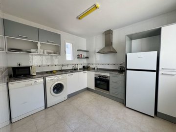 4132-apartment-for-sale-in-san-cayetano-12484