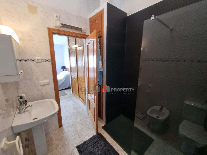 Image No.30-3 Bed Apartment for sale