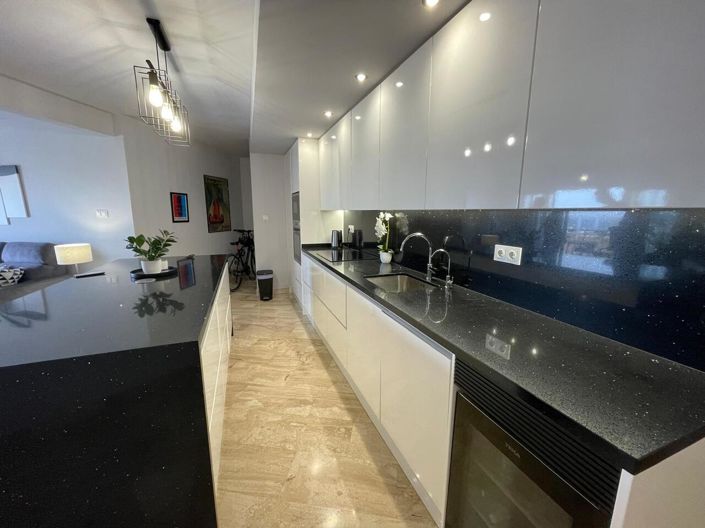 Image No.26-3 Bed Apartment for sale