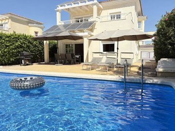 huismetzwembadtekoopmurcia32xlarge