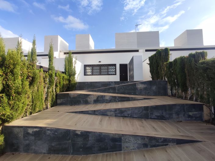 Image No.1-2 Bed Villa for sale