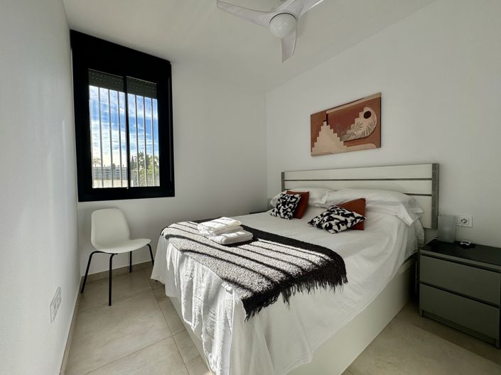 Image No.11-3 Bed Apartment for sale