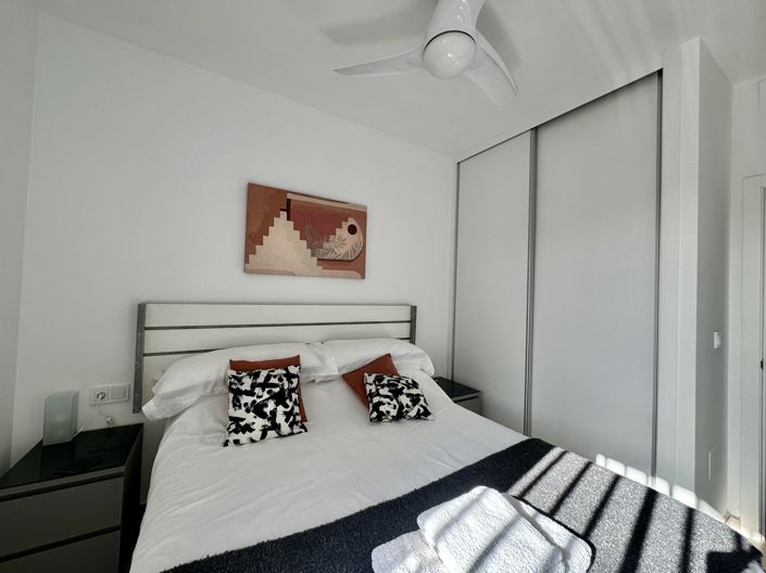 Image No.12-3 Bed Apartment for sale