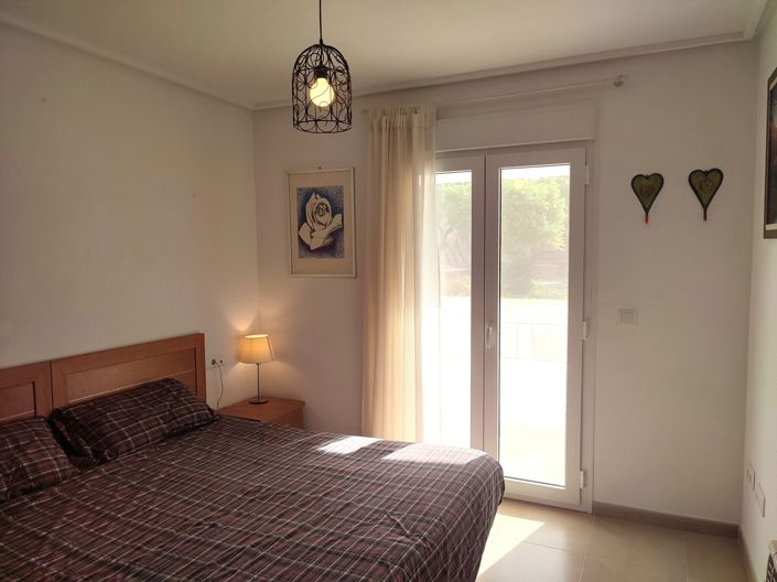 Image No.15-2 Bed Apartment for sale