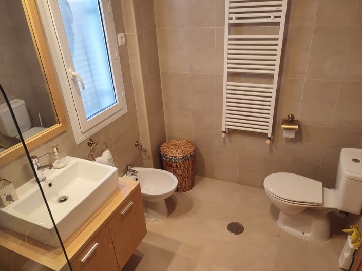 Image No.17-2 Bed Apartment for sale