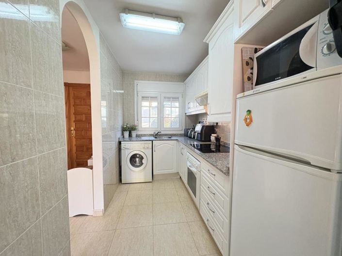 Image No.17-2 Bed Villa for sale