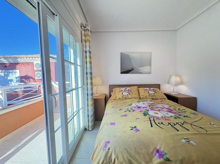 Image No.25-2 Bed Villa for sale