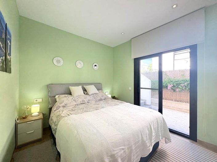 Image No.16-2 Bed Villa for sale