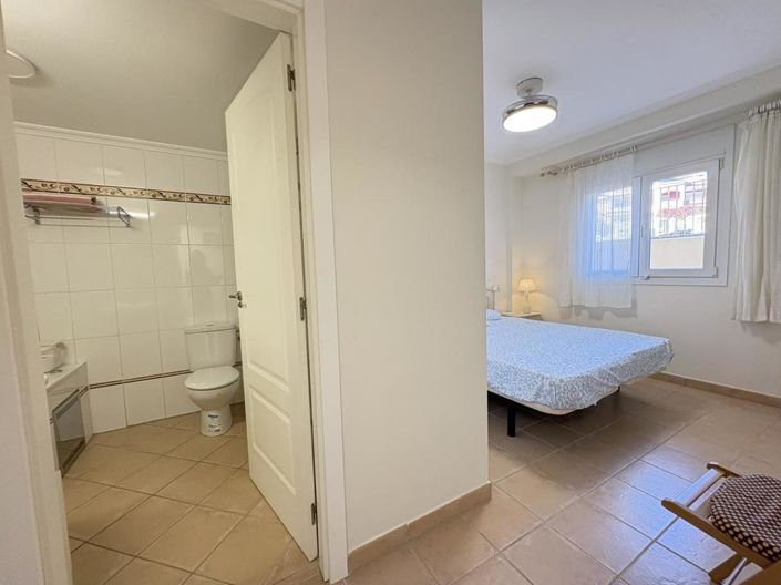 Image No.19-2 Bed Apartment for sale