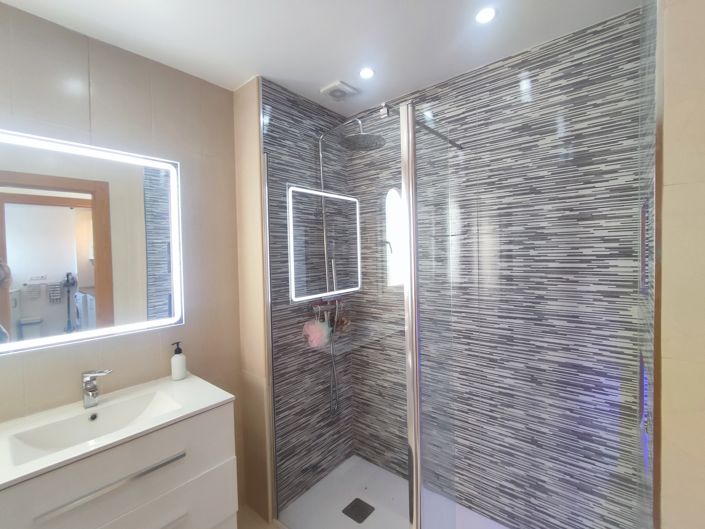 Image No.16-2 Bed Apartment for sale