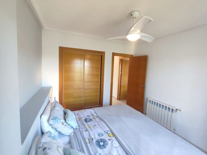 Image No.24-2 Bed Apartment for sale