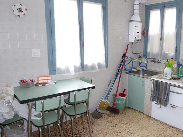 Image No.5-2 Bed Village House for sale