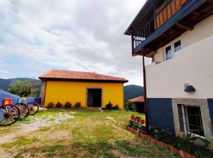 Image No.39-5 Bed Country Property for sale