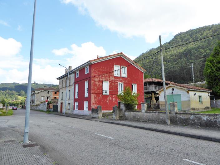 Image No.32-4 Bed Village House for sale