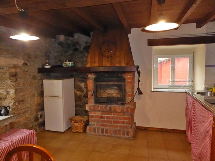 Image No.42-8 Bed Apartment for sale