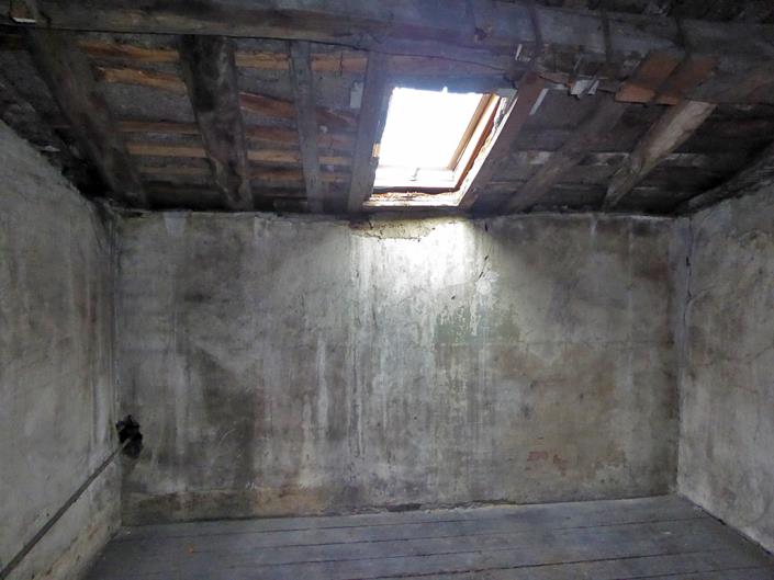 Image No.42-9 Bed Semi-Detached for sale