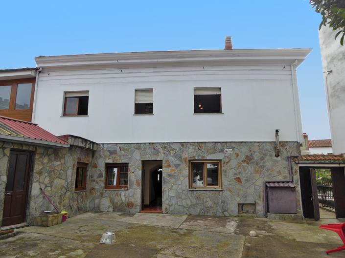 Image No.48-9 Bed Semi-Detached for sale