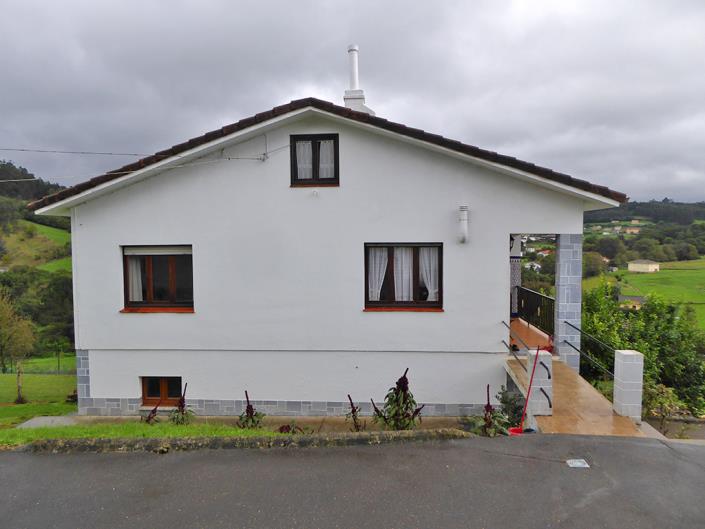 Image No.2-Maison de campagne de 3 chambres à vendre à Soto