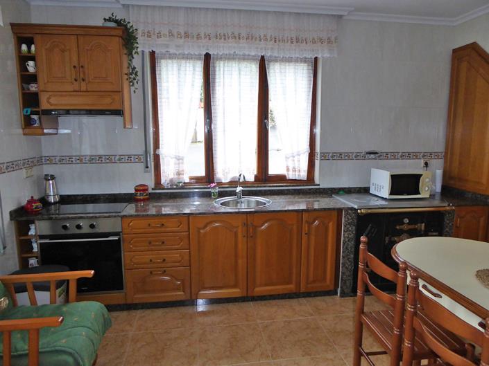 Image No.10-Maison de campagne de 3 chambres à vendre à Soto