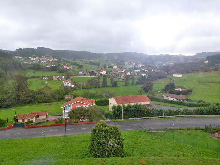 Image No.35-Maison de campagne de 3 chambres à vendre à Soto