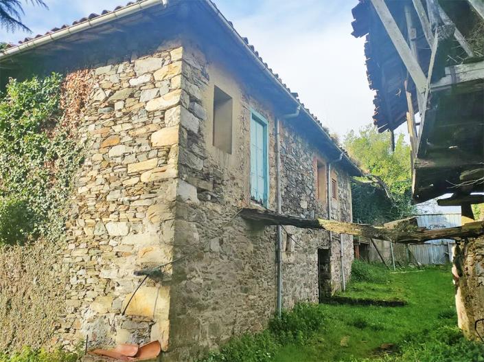 Image No.9-3 Bed Country Property for sale