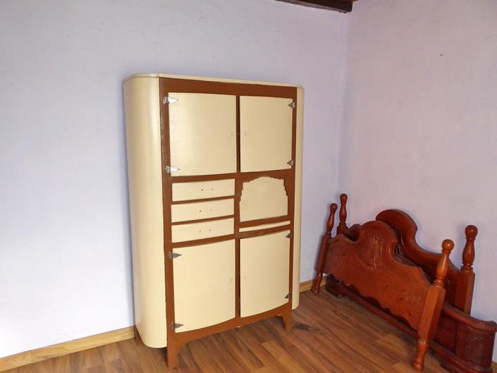 Image No.20-3 Bed Country Property for sale