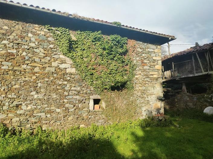 Image No.56-3 Bed Country Property for sale