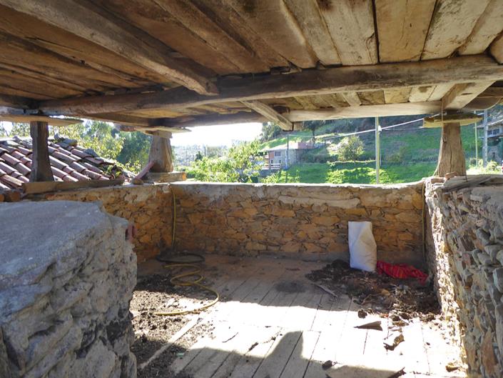 Image No.9-3 Bed Country Property for sale