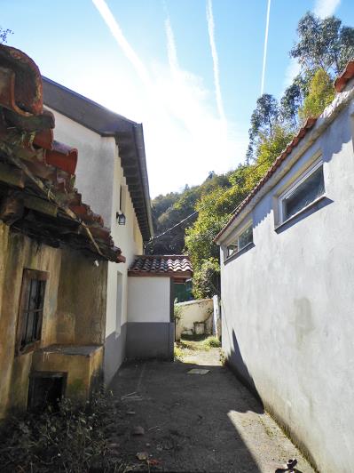 Image No.55-3 Bed Country Property for sale