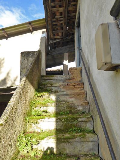 Image No.6-6 Bed Village House for sale