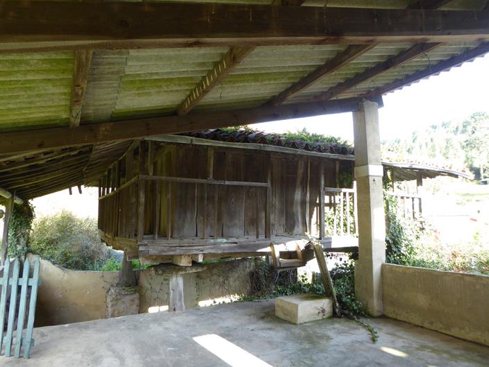 Image No.9-6 Bed Village House for sale